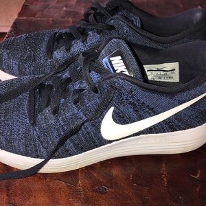 Nike lunar epic fly knit shoes
